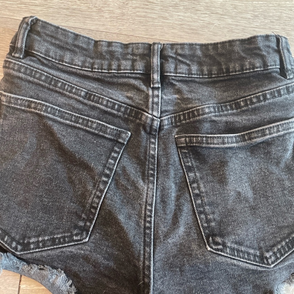 Zara Black Jean Shorts Distressed Raw-Edge Hem - Picture 3 of 3